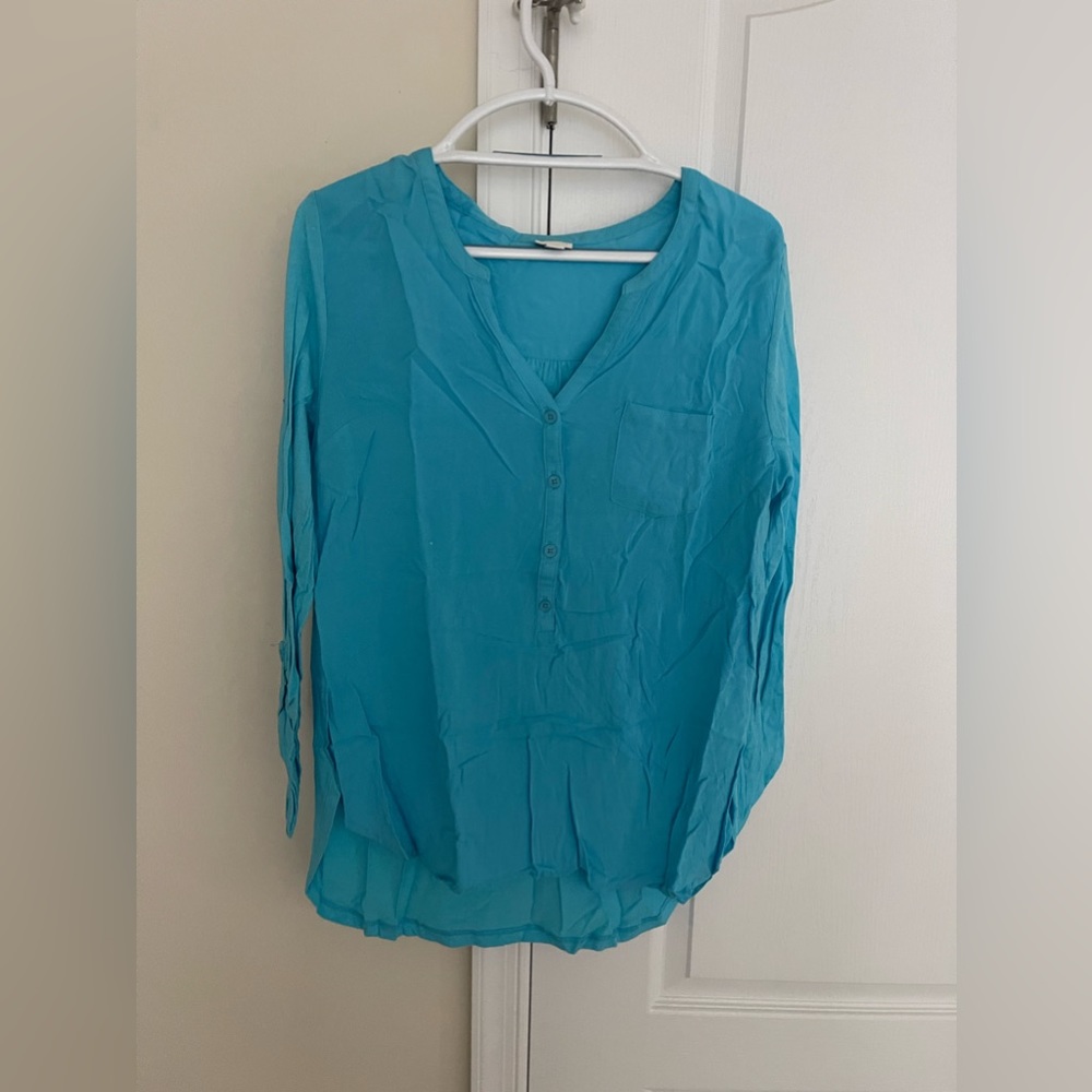 Teal shirt